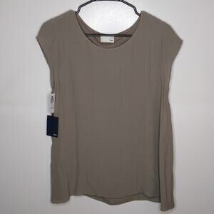 NWT Aritzia Wilfred free women's small taupe short sleeve blouse.  Career